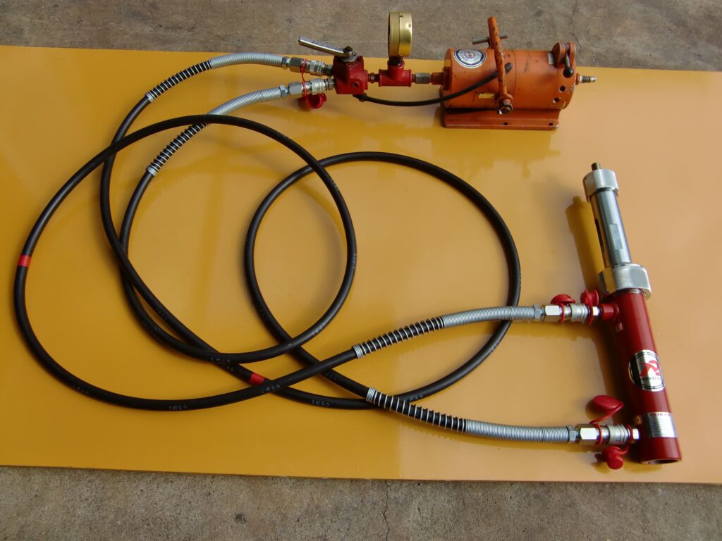 {"type":"elementor","siteurl":"http://xs524382.xsrv.jp/kureseal/wp-json/","elements":[{"id":"c9144ed","elType":"widget","isInner":false,"isLocked":false,"settings":{"title":"組合せ例\n油圧注入ガン＋高圧ゴムホース+手動ポンプ","link":{"url":"","is_external":"","nofollow":"","custom_attributes":""},"size":"default","header_size":"h2","align":"","align_tablet":"","align_mobile":"","typography_typography":"custom","typography_font_family":"Noto Sans JP","typography_font_size":{"unit":"px","size":16,"sizes":[]},"typography_font_size_tablet":{"unit":"px","size":"","sizes":[]},"typography_font_size_mobile":{"unit":"px","size":"","sizes":[]},"typography_font_weight":"900","typography_text_transform":"","typography_font_style":"","typography_text_decoration":"","typography_line_height":{"unit":"em","size":1.7,"sizes":[]},"typography_line_height_tablet":{"unit":"em","size":"","sizes":[]},"typography_line_height_mobile":{"unit":"em","size":"","sizes":[]},"typography_letter_spacing":{"unit":"em","size":0.09,"sizes":[]},"typography_letter_spacing_tablet":{"unit":"px","size":"","sizes":[]},"typography_letter_spacing_mobile":{"unit":"px","size":"","sizes":[]},"typography_word_spacing":{"unit":"px","size":"","sizes":[]},"typography_word_spacing_tablet":{"unit":"em","size":"","sizes":[]},"typography_word_spacing_mobile":{"unit":"em","size":"","sizes":[]},"text_stroke_text_stroke_type":"","text_stroke_text_stroke":{"unit":"px","size":"","sizes":[]},"text_stroke_text_stroke_tablet":{"unit":"px","size":"","sizes":[]},"text_stroke_text_stroke_mobile":{"unit":"px","size":"","sizes":[]},"text_stroke_stroke_color":"#000","text_shadow_text_shadow_type":"","text_shadow_text_shadow":{"horizontal":0,"vertical":0,"blur":10,"color":"rgba(0,0,0,0.3)"},"blend_mode":"","title_color":"#FFFFFF","title_hover_color":"","title_hover_color_transition_duration":{"unit":"s","size":"","sizes":[]},"_title":"","_margin":{"unit":"px","top":"0","right":"0","bottom":"0","left":"0","isLinked":false},"_margin_tablet":{"unit":"px","top":"","right":"","bottom":"","left":"","isLinked":true},"_margin_mobile":{"unit":"px","top":"","right":"","bottom":"","left":"","isLinked":true},"_padding":{"unit":"px","top":"7","right":"7","bottom":"7","left":"7","isLinked":true},"_padding_tablet":{"unit":"px","top":"","right":"","bottom":"","left":"","isLinked":true},"_padding_mobile":{"unit":"px","top":"","right":"","bottom":"","left":"","isLinked":true},"_element_width":"inherit","_element_width_tablet":"","_element_width_mobile":"","_element_custom_width":{"unit":"%","size":"","sizes":[]},"_element_custom_width_tablet":{"unit":"px","size":"","sizes":[]},"_element_custom_width_mobile":{"unit":"px","size":"","sizes":[]},"_grid_column":"","_grid_column_tablet":"","_grid_column_mobile":"","_grid_column_custom":"","_grid_column_custom_tablet":"","_grid_column_custom_mobile":"","_grid_row":"","_grid_row_tablet":"","_grid_row_mobile":"","_grid_row_custom":"","_grid_row_custom_tablet":"","_grid_row_custom_mobile":"","_flex_align_self":"","_flex_align_self_tablet":"","_flex_align_self_mobile":"","_flex_order":"","_flex_order_tablet":"","_flex_order_mobile":"","_flex_order_custom":"","_flex_order_custom_tablet":"","_flex_order_custom_mobile":"","_flex_size":"","_flex_size_tablet":"","_flex_size_mobile":"","_flex_grow":1,"_flex_grow_tablet":"","_flex_grow_mobile":"","_flex_shrink":1,"_flex_shrink_tablet":"","_flex_shrink_mobile":"","_element_vertical_align":"","_element_vertical_align_tablet":"","_element_vertical_align_mobile":"","_position":"","_offset_orientation_h":"start","_offset_x":{"unit":"px","size":0,"sizes":[]},"_offset_x_tablet":{"unit":"px","size":"","sizes":[]},"_offset_x_mobile":{"unit":"px","size":"","sizes":[]},"_offset_x_end":{"unit":"px","size":0,"sizes":[]},"_offset_x_end_tablet":{"unit":"px","size":"","sizes":[]},"_offset_x_end_mobile":{"unit":"px","size":"","sizes":[]},"_offset_orientation_v":"start","_offset_y":{"unit":"px","size":0,"sizes":[]},"_offset_y_tablet":{"unit":"px","size":"","sizes":[]},"_offset_y_mobile":{"unit":"px","size":"","sizes":[]},"_offset_y_end":{"unit":"px","size":0,"sizes":[]},"_offset_y_end_tablet":{"unit":"px","size":"","sizes":[]},"_offset_y_end_mobile":{"unit":"px","size":"","sizes":[]},"_z_index":"","_z_index_tablet":"","_z_index_mobile":"","_element_id":"","_css_classes":"","e_display_conditions":"","_element_cache":"","motion_fx_motion_fx_scrolling":"","motion_fx_translateY_effect":"","motion_fx_translateY_direction":"","motion_fx_translateY_speed":{"unit":"px","size":4,"sizes":[]},"motion_fx_translateY_affectedRange":{"unit":"%","size":"","sizes":{"start":0,"end":100}},"motion_fx_translateX_effect":"","motion_fx_translateX_direction":"","motion_fx_translateX_speed":{"unit":"px","size":4,"sizes":[]},"motion_fx_translateX_affectedRange":{"unit":"%","size":"","sizes":{"start":0,"end":100}},"motion_fx_opacity_effect":"","motion_fx_opacity_direction":"out-in","motion_fx_opacity_level":{"unit":"px","size":10,"sizes":[]},"motion_fx_opacity_range":{"unit":"%","size":"","sizes":{"start":20,"end":80}},"motion_fx_blur_effect":"","motion_fx_blur_direction":"out-in","motion_fx_blur_level":{"unit":"px","size":7,"sizes":[]},"motion_fx_blur_range":{"unit":"%","size":"","sizes":{"start":20,"end":80}},"motion_fx_rotateZ_effect":"","motion_fx_rotateZ_direction":"","motion_fx_rotateZ_speed":{"unit":"px","size":1,"sizes":[]},"motion_fx_rotateZ_affectedRange":{"unit":"%","size":"","sizes":{"start":0,"end":100}},"motion_fx_scale_effect":"","motion_fx_scale_direction":"out-in","motion_fx_scale_speed":{"unit":"px","size":4,"sizes":[]},"motion_fx_scale_range":{"unit":"%","size":"","sizes":{"start":20,"end":80}},"motion_fx_transform_origin_x":"center","motion_fx_transform_origin_y":"center","motion_fx_devices":["desktop","tablet","mobile"],"motion_fx_range":"","motion_fx_motion_fx_mouse":"","motion_fx_mouseTrack_effect":"","motion_fx_mouseTrack_direction":"","motion_fx_mouseTrack_speed":{"unit":"px","size":1,"sizes":[]},"motion_fx_tilt_effect":"","motion_fx_tilt_direction":"","motion_fx_tilt_speed":{"unit":"px","size":4,"sizes":[]},"handle_motion_fx_asset_loading":"","sticky":"","sticky_on":["desktop","tablet","mobile"],"sticky_offset":0,"sticky_offset_tablet":"","sticky_offset_mobile":"","sticky_effects_offset":0,"sticky_effects_offset_tablet":"","sticky_effects_offset_mobile":"","sticky_anchor_link_offset":0,"sticky_anchor_link_offset_tablet":"","sticky_anchor_link_offset_mobile":"","sticky_parent":"","_animation":"","_animation_tablet":"","_animation_mobile":"","animation_duration":"","_animation_delay":"","_transform_rotate_popover":"","_transform_rotateZ_effect":{"unit":"px","size":"","sizes":[]},"_transform_rotateZ_effect_tablet":{"unit":"deg","size":"","sizes":[]},"_transform_rotateZ_effect_mobile":{"unit":"deg","size":"","sizes":[]},"_transform_rotate_3d":"","_transform_rotateX_effect":{"unit":"px","size":"","sizes":[]},"_transform_rotateX_effect_tablet":{"unit":"deg","size":"","sizes":[]},"_transform_rotateX_effect_mobile":{"unit":"deg","size":"","sizes":[]},"_transform_rotateY_effect":{"unit":"px","size":"","sizes":[]},"_transform_rotateY_effect_tablet":{"unit":"deg","size":"","sizes":[]},"_transform_rotateY_effect_mobile":{"unit":"deg","size":"","sizes":[]},"_transform_perspective_effect":{"unit":"px","size":"","sizes":[]},"_transform_perspective_effect_tablet":{"unit":"px","size":"","sizes":[]},"_transform_perspective_effect_mobile":{"unit":"px","size":"","sizes":[]},"_transform_translate_popover":"","_transform_translateX_effect":{"unit":"px","size":"","sizes":[]},"_transform_translateX_effect_tablet":{"unit":"px","size":"","sizes":[]},"_transform_translateX_effect_mobile":{"unit":"px","size":"","sizes":[]},"_transform_translateY_effect":{"unit":"px","size":"","sizes":[]},"_transform_translateY_effect_tablet":{"unit":"px","size":"","sizes":[]},"_transform_translateY_effect_mobile":{"unit":"px","size":"","sizes":[]},"_transform_scale_popover":"","_transform_keep_proportions":"yes","_transform_scale_effect":{"unit":"px","size":"","sizes":[]},"_transform_scale_effect_tablet":{"unit":"px","size":"","sizes":[]},"_transform_scale_effect_mobile":{"unit":"px","size":"","sizes":[]},"_transform_scaleX_effect":{"unit":"px","size":"","sizes":[]},"_transform_scaleX_effect_tablet":{"unit":"px","size":"","sizes":[]},"_transform_scaleX_effect_mobile":{"unit":"px","size":"","sizes":[]},"_transform_scaleY_effect":{"unit":"px","size":"","sizes":[]},"_transform_scaleY_effect_tablet":{"unit":"px","size":"","sizes":[]},"_transform_scaleY_effect_mobile":{"unit":"px","size":"","sizes":[]},"_transform_skew_popover":"","_transform_skewX_effect":{"unit":"px","size":"","sizes":[]},"_transform_skewX_effect_tablet":{"unit":"deg","size":"","sizes":[]},"_transform_skewX_effect_mobile":{"unit":"deg","size":"","sizes":[]},"_transform_skewY_effect":{"unit":"px","size":"","sizes":[]},"_transform_skewY_effect_tablet":{"unit":"deg","size":"","sizes":[]},"_transform_skewY_effect_mobile":{"unit":"deg","size":"","sizes":[]},"_transform_flipX_effect":"","_transform_flipY_effect":"","_transform_rotate_popover_hover":"","_transform_rotateZ_effect_hover":{"unit":"px","size":"","sizes":[]},"_transform_rotateZ_effect_hover_tablet":{"unit":"deg","size":"","sizes":[]},"_transform_rotateZ_effect_hover_mobile":{"unit":"deg","size":"","sizes":[]},"_transform_rotate_3d_hover":"","_transform_rotateX_effect_hover":{"unit":"px","size":"","sizes":[]},"_transform_rotateX_effect_hover_tablet":{"unit":"deg","size":"","sizes":[]},"_transform_rotateX_effect_hover_mobile":{"unit":"deg","size":"","sizes":[]},"_transform_rotateY_effect_hover":{"unit":"px","size":"","sizes":[]},"_transform_rotateY_effect_hover_tablet":{"unit":"deg","size":"","sizes":[]},"_transform_rotateY_effect_hover_mobile":{"unit":"deg","size":"","sizes":[]},"_transform_perspective_effect_hover":{"unit":"px","size":"","sizes":[]},"_transform_perspective_effect_hover_tablet":{"unit":"px","size":"","sizes":[]},"_transform_perspective_effect_hover_mobile":{"unit":"px","size":"","sizes":[]},"_transform_translate_popover_hover":"","_transform_translateX_effect_hover":{"unit":"px","size":"","sizes":[]},"_transform_translateX_effect_hover_tablet":{"unit":"px","size":"","sizes":[]},"_transform_translateX_effect_hover_mobile":{"unit":"px","size":"","sizes":[]},"_transform_translateY_effect_hover":{"unit":"px","size":"","sizes":[]},"_transform_translateY_effect_hover_tablet":{"unit":"px","size":"","sizes":[]},"_transform_translateY_effect_hover_mobile":{"unit":"px","size":"","sizes":[]},"_transform_scale_popover_hover":"","_transform_keep_proportions_hover":"yes","_transform_scale_effect_hover":{"unit":"px","size":"","sizes":[]},"_transform_scale_effect_hover_tablet":{"unit":"px","size":"","sizes":[]},"_transform_scale_effect_hover_mobile":{"unit":"px","size":"","sizes":[]},"_transform_scaleX_effect_hover":{"unit":"px","size":"","sizes":[]},"_transform_scaleX_effect_hover_tablet":{"unit":"px","size":"","sizes":[]},"_transform_scaleX_effect_hover_mobile":{"unit":"px","size":"","sizes":[]},"_transform_scaleY_effect_hover":{"unit":"px","size":"","sizes":[]},"_transform_scaleY_effect_hover_tablet":{"unit":"px","size":"","sizes":[]},"_transform_scaleY_effect_hover_mobile":{"unit":"px","size":"","sizes":[]},"_transform_skew_popover_hover":"","_transform_skewX_effect_hover":{"unit":"px","size":"","sizes":[]},"_transform_skewX_effect_hover_tablet":{"unit":"deg","size":"","sizes":[]},"_transform_skewX_effect_hover_mobile":{"unit":"deg","size":"","sizes":[]},"_transform_skewY_effect_hover":{"unit":"px","size":"","sizes":[]},"_transform_skewY_effect_hover_tablet":{"unit":"deg","size":"","sizes":[]},"_transform_skewY_effect_hover_mobile":{"unit":"deg","size":"","sizes":[]},"_transform_flipX_effect_hover":"","_transform_flipY_effect_hover":"","_transform_transition_hover":{"unit":"px","size":"","sizes":[]},"motion_fx_transform_x_anchor_point":"","motion_fx_transform_x_anchor_point_tablet":"","motion_fx_transform_x_anchor_point_mobile":"","motion_fx_transform_y_anchor_point":"","motion_fx_transform_y_anchor_point_tablet":"","motion_fx_transform_y_anchor_point_mobile":"","_background_background":"classic","_background_color":"","_background_color_stop":{"unit":"%","size":0,"sizes":[]},"_background_color_stop_tablet":{"unit":"%"},"_background_color_stop_mobile":{"unit":"%"},"_background_color_b":"#f2295b","_background_color_b_stop":{"unit":"%","size":100,"sizes":[]},"_background_color_b_stop_tablet":{"unit":"%"},"_background_color_b_stop_mobile":{"unit":"%"},"_background_gradient_type":"linear","_background_gradient_angle":{"unit":"deg","size":180,"sizes":[]},"_background_gradient_angle_tablet":{"unit":"deg"},"_background_gradient_angle_mobile":{"unit":"deg"},"_background_gradient_position":"center center","_background_gradient_position_tablet":"","_background_gradient_position_mobile":"","_background_image":{"url":"","id":"","size":""},"_background_image_tablet":{"url":"","id":"","size":""},"_background_image_mobile":{"url":"","id":"","size":""},"_background_position":"","_background_position_tablet":"","_background_position_mobile":"","_background_xpos":{"unit":"px","size":0,"sizes":[]},"_background_xpos_tablet":{"unit":"px","size":0,"sizes":[]},"_background_xpos_mobile":{"unit":"px","size":0,"sizes":[]},"_background_ypos":{"unit":"px","size":0,"sizes":[]},"_background_ypos_tablet":{"unit":"px","size":0,"sizes":[]},"_background_ypos_mobile":{"unit":"px","size":0,"sizes":[]},"_background_attachment":"","_background_repeat":"","_background_repeat_tablet":"","_background_repeat_mobile":"","_background_size":"","_background_size_tablet":"","_background_size_mobile":"","_background_bg_width":{"unit":"%","size":100,"sizes":[]},"_background_bg_width_tablet":{"unit":"px","size":"","sizes":[]},"_background_bg_width_mobile":{"unit":"px","size":"","sizes":[]},"_background_video_link":"","_background_video_start":"","_background_video_end":"","_background_play_once":"","_background_play_on_mobile":"","_background_privacy_mode":"","_background_video_fallback":{"url":"","id":"","size":""},"_background_slideshow_gallery":[],"_background_slideshow_loop":"yes","_background_slideshow_slide_duration":5000,"_background_slideshow_slide_transition":"fade","_background_slideshow_transition_duration":500,"_background_slideshow_background_size":"","_background_slideshow_background_size_tablet":"","_background_slideshow_background_size_mobile":"","_background_slideshow_background_position":"","_background_slideshow_background_position_tablet":"","_background_slideshow_background_position_mobile":"","_background_slideshow_lazyload":"","_background_slideshow_ken_burns":"","_background_slideshow_ken_burns_zoom_direction":"in","_background_hover_background":"","_background_hover_color":"","_background_hover_color_stop":{"unit":"%","size":0,"sizes":[]},"_background_hover_color_stop_tablet":{"unit":"%"},"_background_hover_color_stop_mobile":{"unit":"%"},"_background_hover_color_b":"#f2295b","_background_hover_color_b_stop":{"unit":"%","size":100,"sizes":[]},"_background_hover_color_b_stop_tablet":{"unit":"%"},"_background_hover_color_b_stop_mobile":{"unit":"%"},"_background_hover_gradient_type":"linear","_background_hover_gradient_angle":{"unit":"deg","size":180,"sizes":[]},"_background_hover_gradient_angle_tablet":{"unit":"deg"},"_background_hover_gradient_angle_mobile":{"unit":"deg"},"_background_hover_gradient_position":"center center","_background_hover_gradient_position_tablet":"","_background_hover_gradient_position_mobile":"","_background_hover_image":{"url":"","id":"","size":""},"_background_hover_image_tablet":{"url":"","id":"","size":""},"_background_hover_image_mobile":{"url":"","id":"","size":""},"_background_hover_position":"","_background_hover_position_tablet":"","_background_hover_position_mobile":"","_background_hover_xpos":{"unit":"px","size":0,"sizes":[]},"_background_hover_xpos_tablet":{"unit":"px","size":0,"sizes":[]},"_background_hover_xpos_mobile":{"unit":"px","size":0,"sizes":[]},"_background_hover_ypos":{"unit":"px","size":0,"sizes":[]},"_background_hover_ypos_tablet":{"unit":"px","size":0,"sizes":[]},"_background_hover_ypos_mobile":{"unit":"px","size":0,"sizes":[]},"_background_hover_attachment":"","_background_hover_repeat":"","_background_hover_repeat_tablet":"","_background_hover_repeat_mobile":"","_background_hover_size":"","_background_hover_size_tablet":"","_background_hover_size_mobile":"","_background_hover_bg_width":{"unit":"%","size":100,"sizes":[]},"_background_hover_bg_width_tablet":{"unit":"px","size":"","sizes":[]},"_background_hover_bg_width_mobile":{"unit":"px","size":"","sizes":[]},"_background_hover_video_link":"","_background_hover_video_start":"","_background_hover_video_end":"","_background_hover_play_once":"","_background_hover_play_on_mobile":"","_background_hover_privacy_mode":"","_background_hover_video_fallback":{"url":"","id":"","size":""},"_background_hover_slideshow_gallery":[],"_background_hover_slideshow_loop":"yes","_background_hover_slideshow_slide_duration":5000,"_background_hover_slideshow_slide_transition":"fade","_background_hover_slideshow_transition_duration":500,"_background_hover_slideshow_background_size":"","_background_hover_slideshow_background_size_tablet":"","_background_hover_slideshow_background_size_mobile":"","_background_hover_slideshow_background_position":"","_background_hover_slideshow_background_position_tablet":"","_background_hover_slideshow_background_position_mobile":"","_background_hover_slideshow_lazyload":"","_background_hover_slideshow_ken_burns":"","_background_hover_slideshow_ken_burns_zoom_direction":"in","_background_hover_transition":{"unit":"px","size":"","sizes":[]},"_border_border":"","_border_width":{"unit":"px","top":"","right":"","bottom":"","left":"","isLinked":true},"_border_width_tablet":{"unit":"px","top":"","right":"","bottom":"","left":"","isLinked":true},"_border_width_mobile":{"unit":"px","top":"","right":"","bottom":"","left":"","isLinked":true},"_border_color":"","_border_radius":{"unit":"px","top":"","right":"","bottom":"","left":"","isLinked":true},"_border_radius_tablet":{"unit":"px","top":"","right":"","bottom":"","left":"","isLinked":true},"_border_radius_mobile":{"unit":"px","top":"","right":"","bottom":"","left":"","isLinked":true},"_box_shadow_box_shadow_type":"","_box_shadow_box_shadow":{"horizontal":0,"vertical":0,"blur":10,"spread":0,"color":"rgba(0,0,0,0.5)"},"_box_shadow_box_shadow_position":" ","_border_hover_border":"","_border_hover_width":{"unit":"px","top":"","right":"","bottom":"","left":"","isLinked":true},"_border_hover_width_tablet":{"unit":"px","top":"","right":"","bottom":"","left":"","isLinked":true},"_border_hover_width_mobile":{"unit":"px","top":"","right":"","bottom":"","left":"","isLinked":true},"_border_hover_color":"","_border_radius_hover":{"unit":"px","top":"","right":"","bottom":"","left":"","isLinked":true},"_border_radius_hover_tablet":{"unit":"px","top":"","right":"","bottom":"","left":"","isLinked":true},"_border_radius_hover_mobile":{"unit":"px","top":"","right":"","bottom":"","left":"","isLinked":true},"_box_shadow_hover_box_shadow_type":"","_box_shadow_hover_box_shadow":{"horizontal":0,"vertical":0,"blur":10,"spread":0,"color":"rgba(0,0,0,0.5)"},"_box_shadow_hover_box_shadow_position":" ","_border_hover_transition":{"unit":"px","size":"","sizes":[]},"_mask_switch":"","_mask_shape":"circle","_mask_image":{"url":"","id":"","size":""},"_mask_image_tablet":{"url":"","id":"","size":""},"_mask_image_mobile":{"url":"","id":"","size":""},"_mask_notice":"","_mask_size":"contain","_mask_size_tablet":"","_mask_size_mobile":"","_mask_size_scale":{"unit":"%","size":100,"sizes":[]},"_mask_size_scale_tablet":{"unit":"px","size":"","sizes":[]},"_mask_size_scale_mobile":{"unit":"px","size":"","sizes":[]},"_mask_position":"center center","_mask_position_tablet":"","_mask_position_mobile":"","_mask_position_x":{"unit":"%","size":0,"sizes":[]},"_mask_position_x_tablet":{"unit":"px","size":"","sizes":[]},"_mask_position_x_mobile":{"unit":"px","size":"","sizes":[]},"_mask_position_y":{"unit":"%","size":0,"sizes":[]},"_mask_position_y_tablet":{"unit":"px","size":"","sizes":[]},"_mask_position_y_mobile":{"unit":"px","size":"","sizes":[]},"_mask_repeat":"no-repeat","_mask_repeat_tablet":"","_mask_repeat_mobile":"","hide_desktop":"","hide_tablet":"","hide_mobile":"","_attributes":"","custom_css":"","__globals__":{"_background_color":"globals/colors?id=primary"}},"defaultEditSettings":{"defaultEditRoute":"content"},"elements":[],"widgetType":"heading","editSettings":{"defaultEditRoute":"content","panel":{"activeTab":"style","activeSection":"section_title_style"}},"htmlCache":"\t\t\n\t\t\t\t\t組合せ例\n油圧注入ガン＋高圧ゴムホース+手動ポンプ